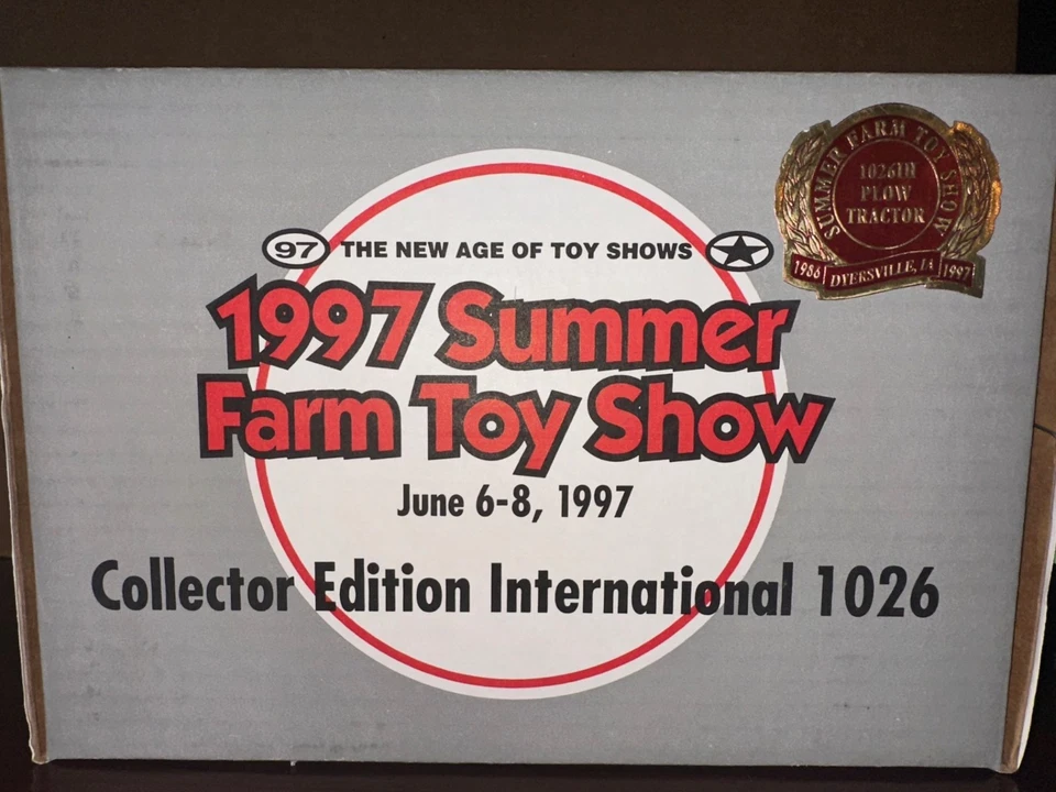Tractor Ertl 1/16 International Hydro 1026 97 Summer Farm Toy Show #211 Foto 2 de 2