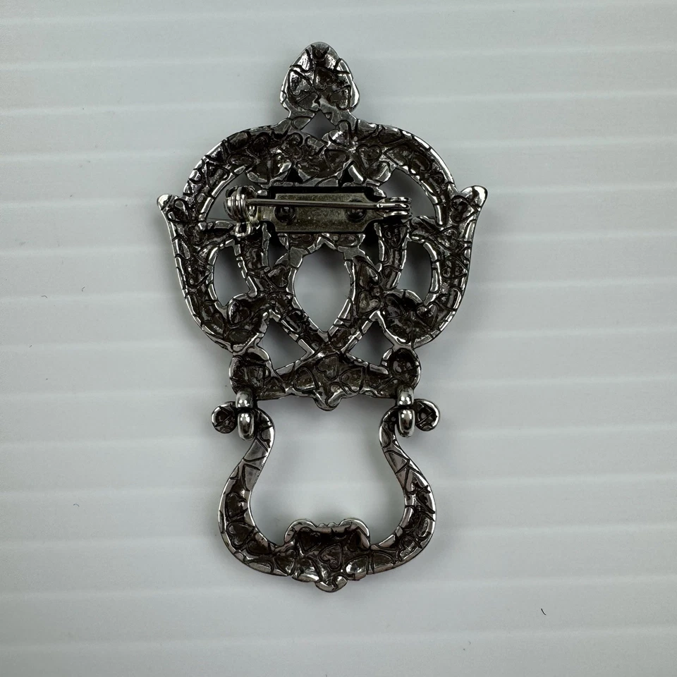 Juego de broches y estuche de cuero Brighton Heart tono plateado desplazamiento Foto 4 de 4