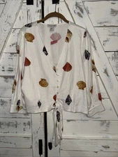 Rachel Zoe Sea Shell Printed White Tie Front Cropped Blouse Top Size Large NWT