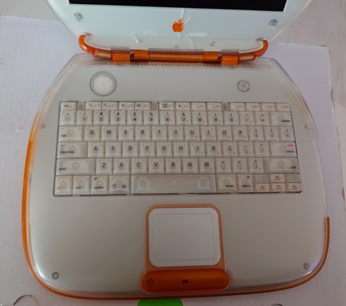 Working Vintage Apple iBook G3 Clamshell M2453 Laptop - Orange - Read Desc - Afbeelding 9 van 18