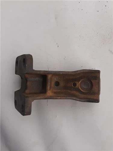 Engine Mount Daihatsu Rocky Hard Top (F7, F8) 2.8 TD DL 51 #45038 - Image 3 of 3