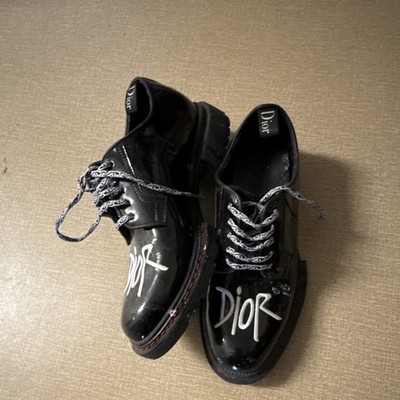 【NAO】Dior ×Shawn sttusyボウタイ Dior x Shawn Stussy Timeless Derby Shoes - Black Polished Calfskin