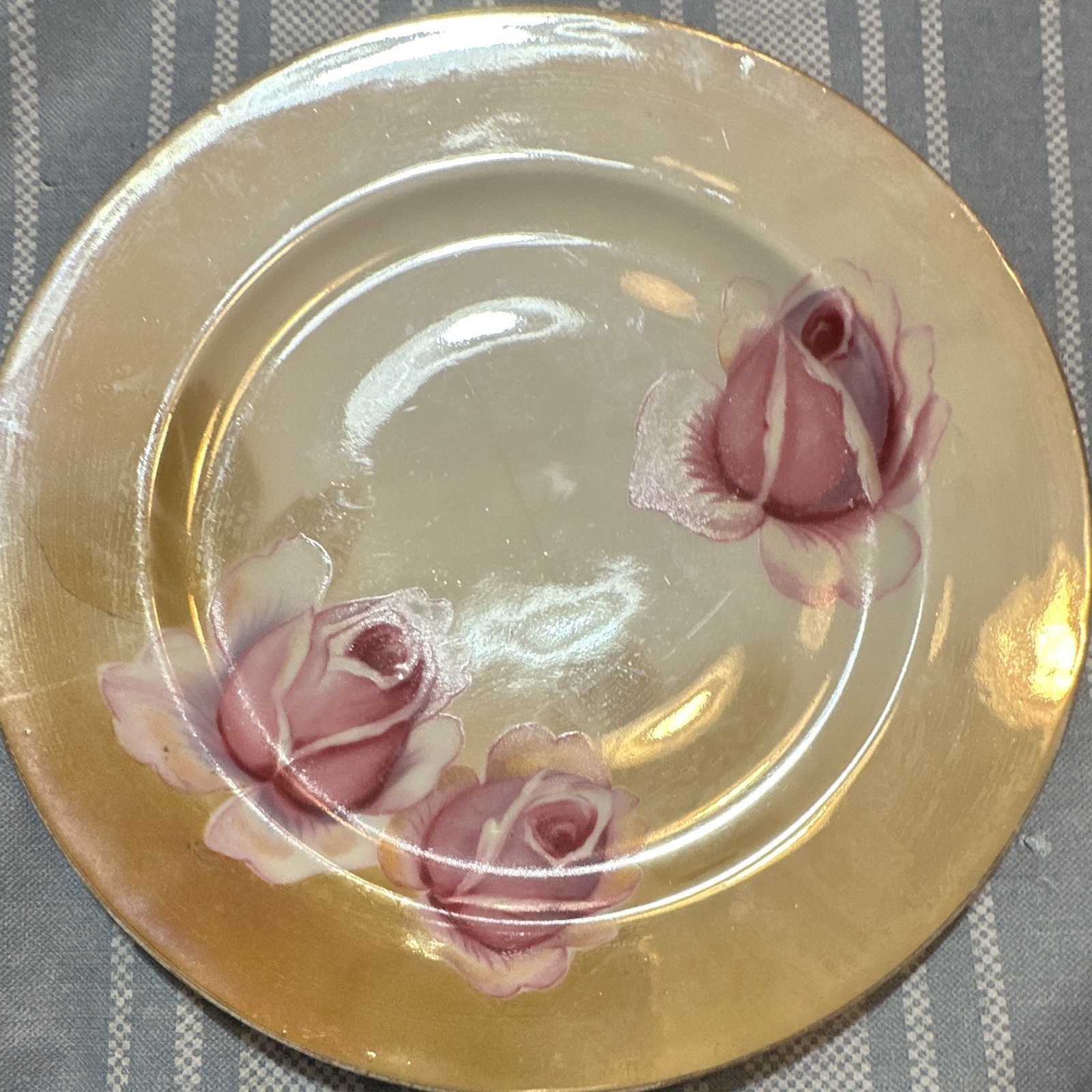 Noritake Porcelain Floral Rose Plate Gold Rim Pink/Gold Round Glossy Printed