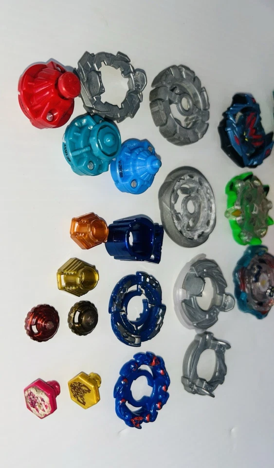 Big Lot of Beyblades Metal Masters And Fusion With Carrying Case - Image 2 of 4