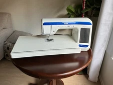 Brother VQ3000 DreamWeaver Sewing and Quilting Machine+Rolling Tote+Wide Table