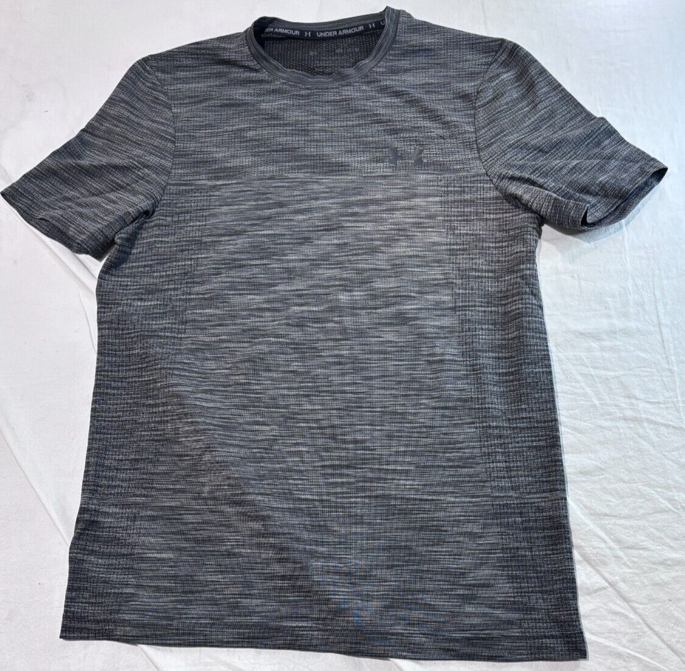 Under Armour Crew Neck T-Shirt Mens M Performance Lightweight Short Sleeve Gray