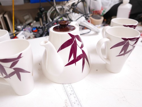 Starbucks 2006 Set of 5 Pieces Ceramic Teapot Coffee Server and 4 Cups - Picture 5 of 13