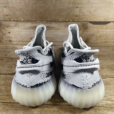 Adidas Yeezy Boost 350 V2 Zebra Size 8.5 US MEN Kanye West Adidas Yeezy Boost 350 V2 Zebra Size 8.5 US MEN Kanye West