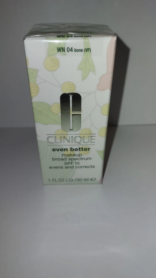 CLINIQUE Even Better Makeup Broad Spectrum Spf 15 *WN 04 BONE*/ 1 oz /New in box - Image 2 of 4
