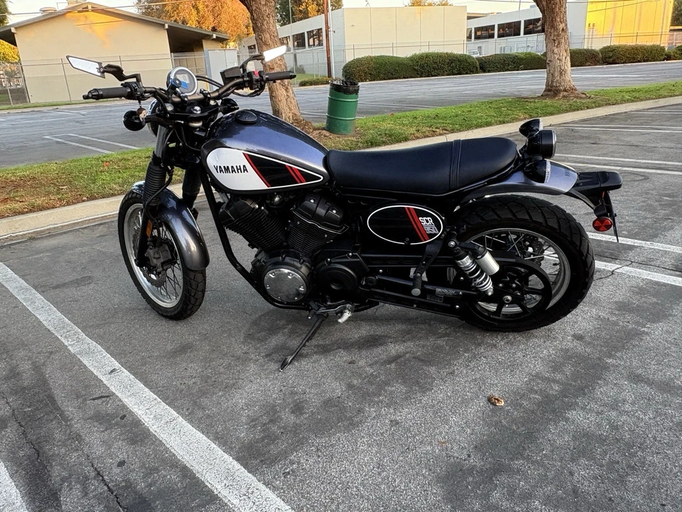 Muy buena Motocicleta para viajes largos!! Yamaha SCR 950 2017, título limpio... Foto 4 de 4