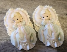 Precious Moments - Baby Dedicated To God Figurine - 488232 - 1999 Enesco