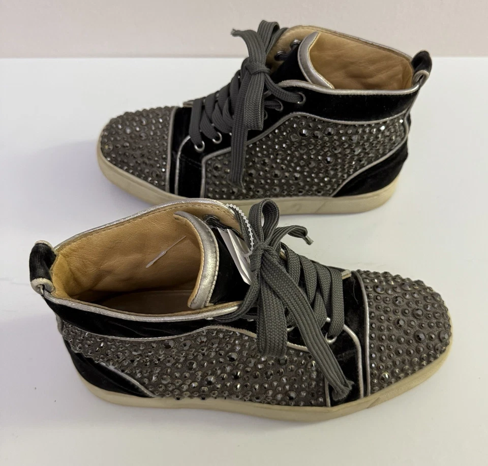 Zapatillas altas Christian Louboutin con logotipo de estrás terciopelo negro talla 36,5 Foto 3 de 4