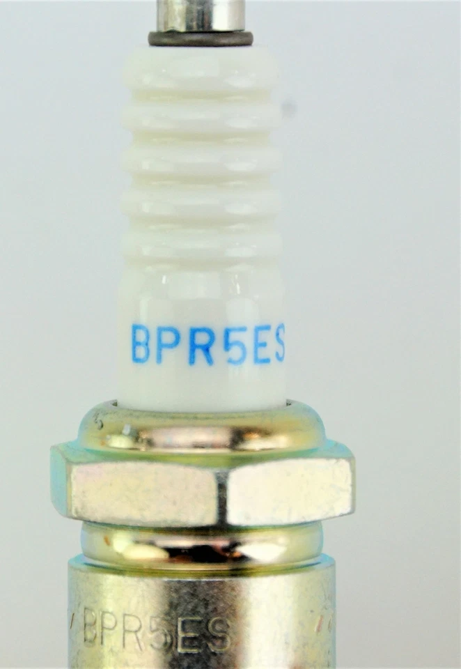 Juego de 24 bujías NGK 7734 con punta extraíble BPR5ES Foto 4 de 4