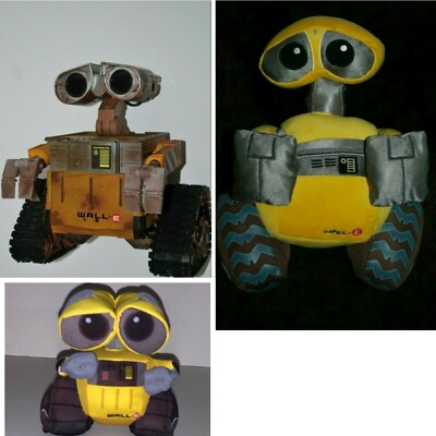 LOT of 3 Disney Exclusive Wall-E Robot Remote it's not include & 2 Wall-E Plush