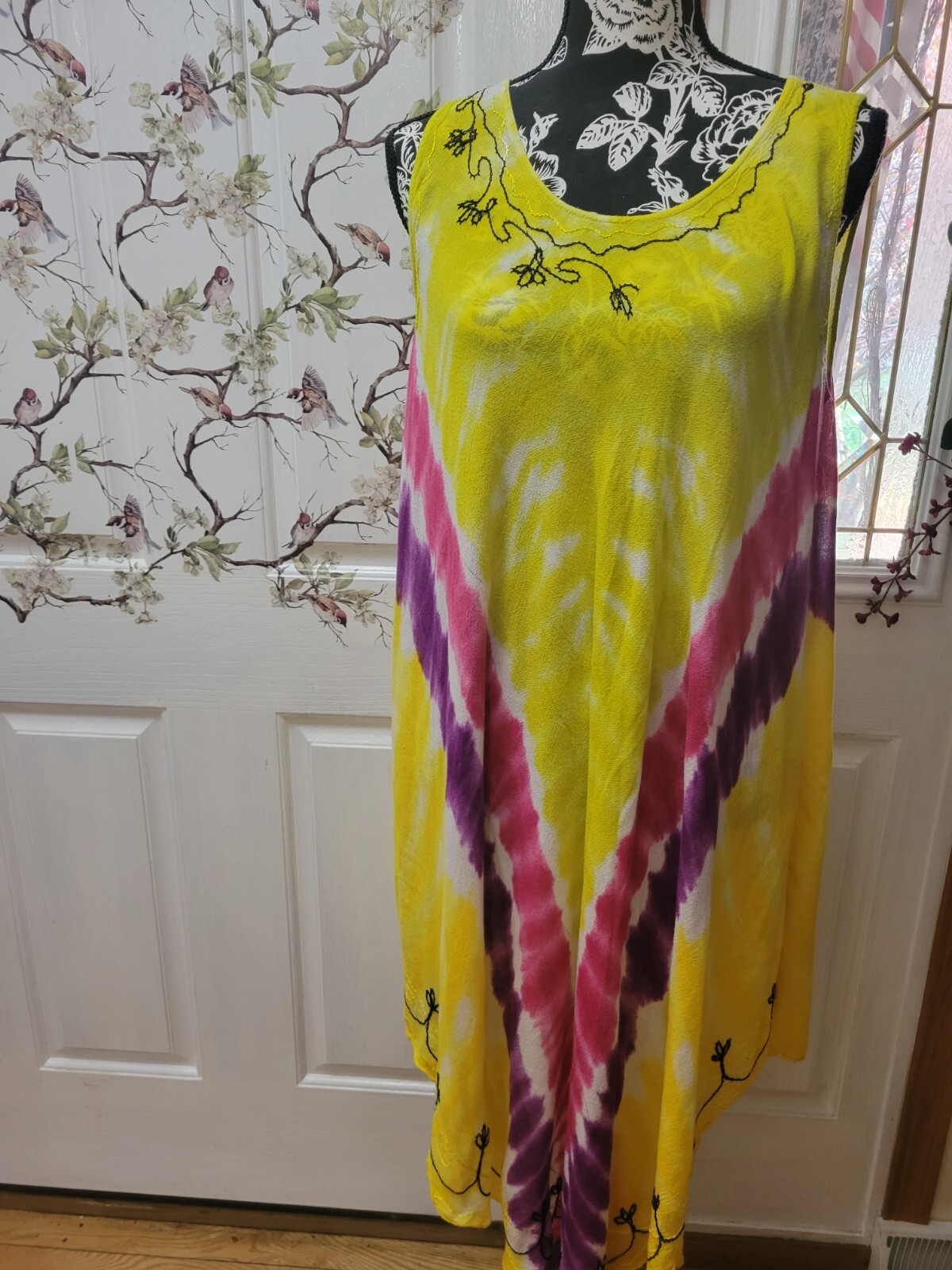 Picture 2 of 3