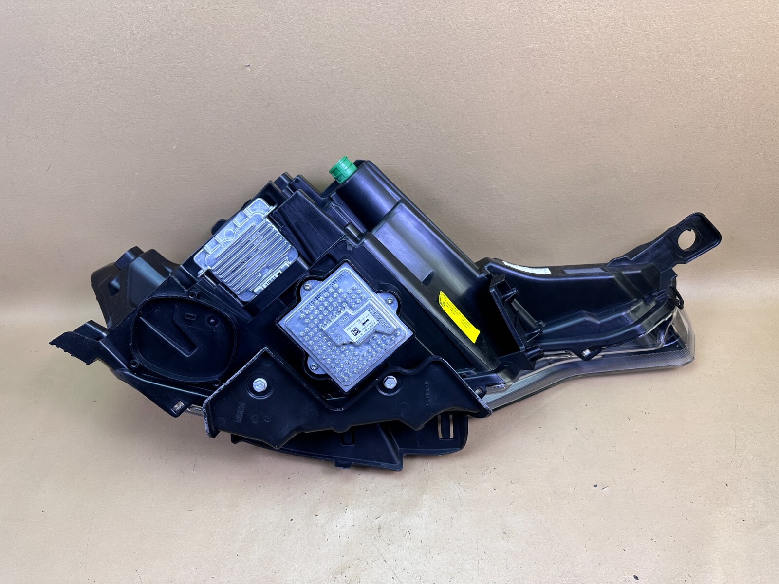 2017 - 2020 Maserati Levante Left Headlight Xenon Non-AFS OEM