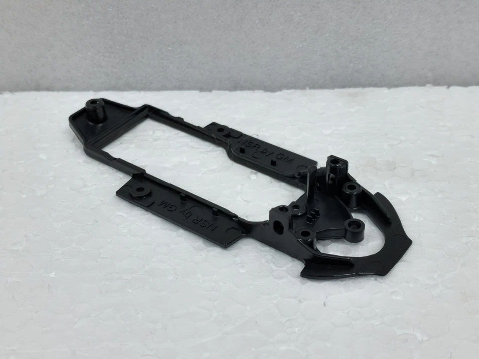 Chassi NSR 1431 Ford P68 Alan Mann preto médio peça de carro de autorama 1:32 - Imagem 2 de 4