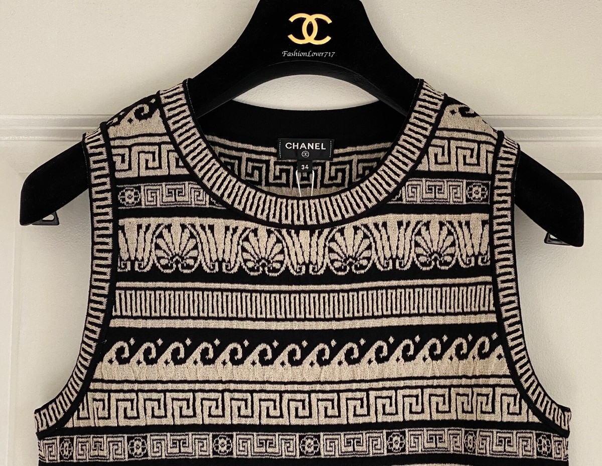 CHANEL★素敵!18C NUDE BLACK KNIT SLEEVELESS DRESS F46 NWT $2100 CHANEL 18C PARIS GREECE BEIGE NUDE BLACK KNIT