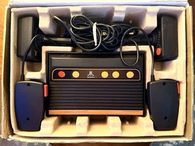 Atari Flashback 8 Gold Deluxe Game Console 40th Anniversary Edition - Tested CIB