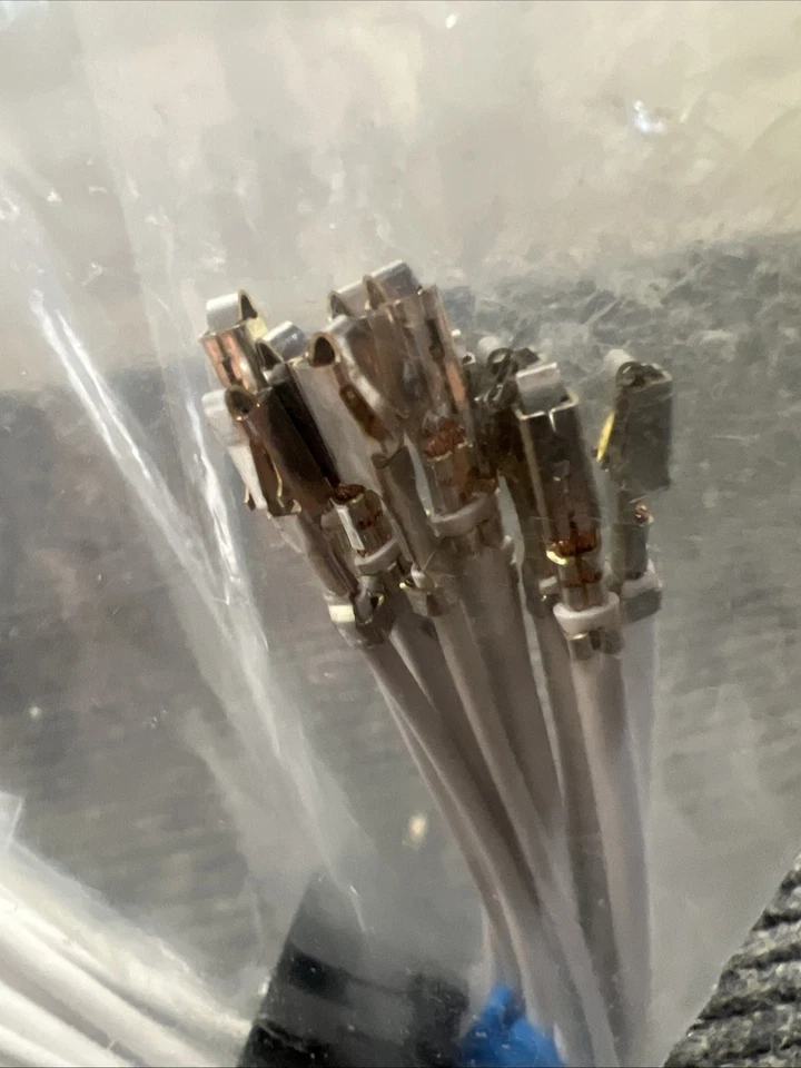 Conector de cable multiusos ACDelco genuino PT2372 Foto 3 de 4