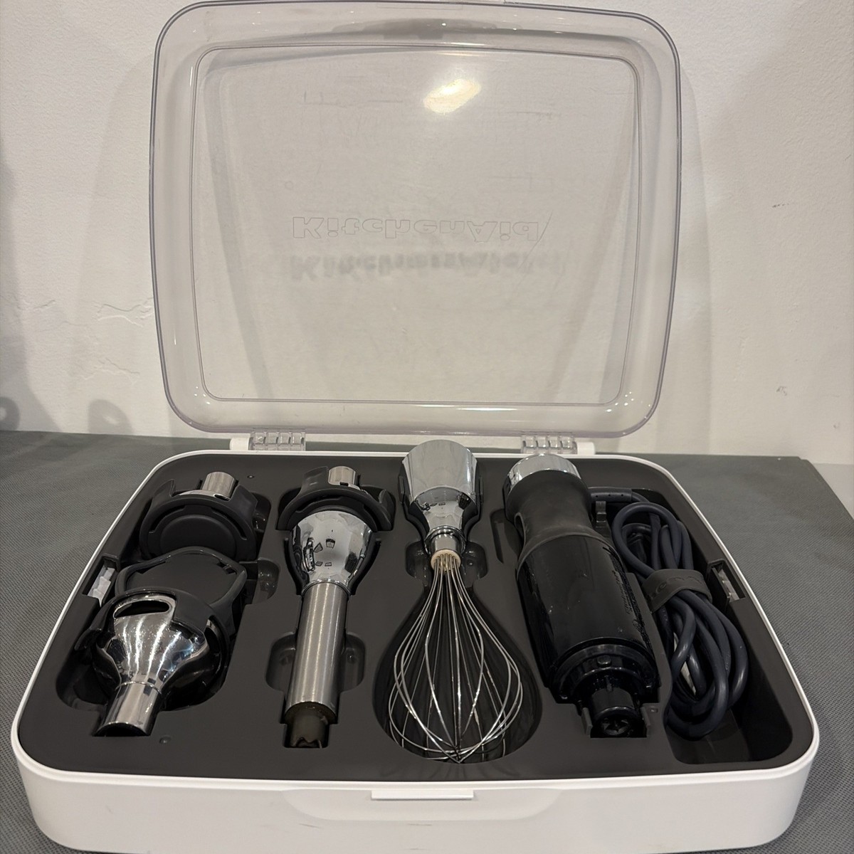 Frequently Asked Questions of How does hand blender work