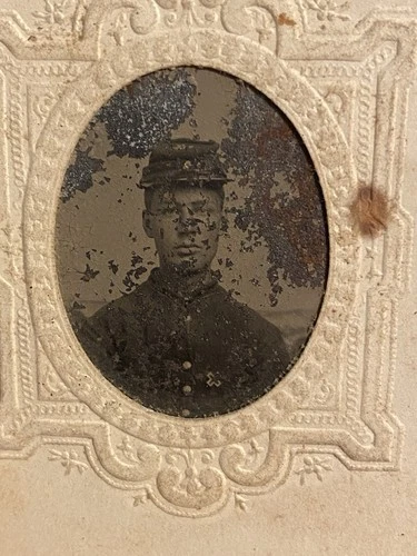 Original Union Soldier Tintype - 6th Corps Badge - Civil War Soldier