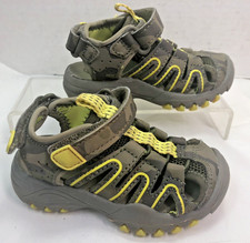 Cat & Jack Toddler Boys Sandals Size 5 Camouflage & Yellow #27 O