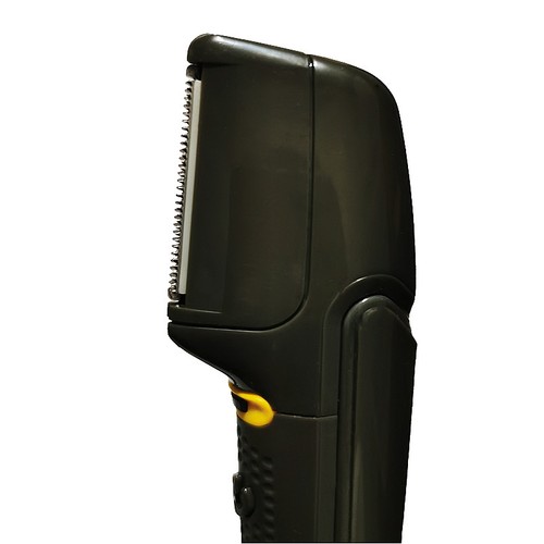 Electric Shaver with Retractable Length Cordless Body Hair Trimmer for Men - Picture 11 of 15