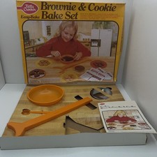 Betty Crocker Easy Bake Accessory Brownie And Cookie Set 1981 Kenner