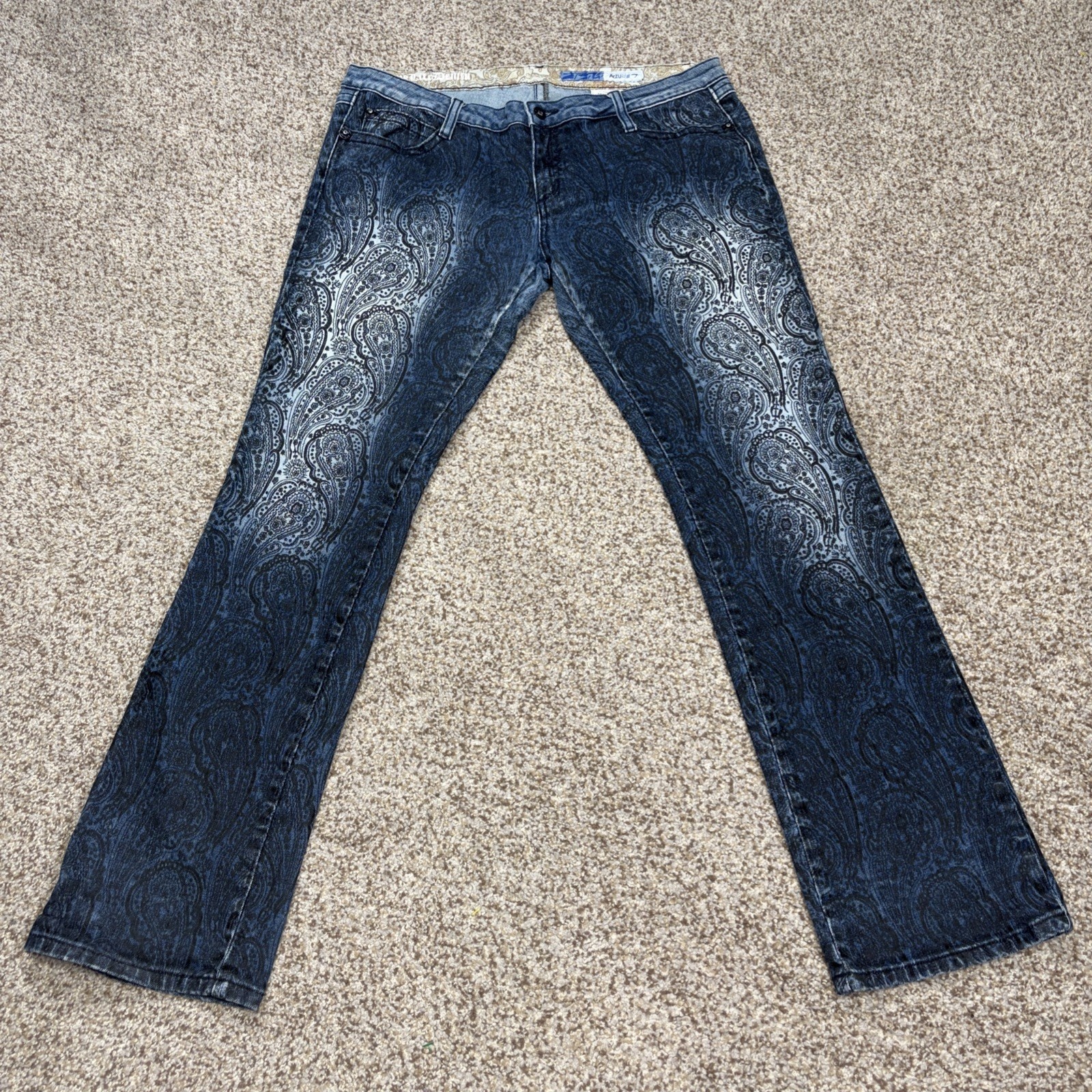 Azzure Love Life Denim Vintage Paisley Pront Jeans Dark Wash 34x33 Fits 36 X 32 - main photo
