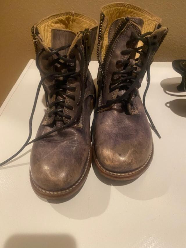 Bed Stu Boots Distressed Zippers Lace up Combat 1/2 reduced