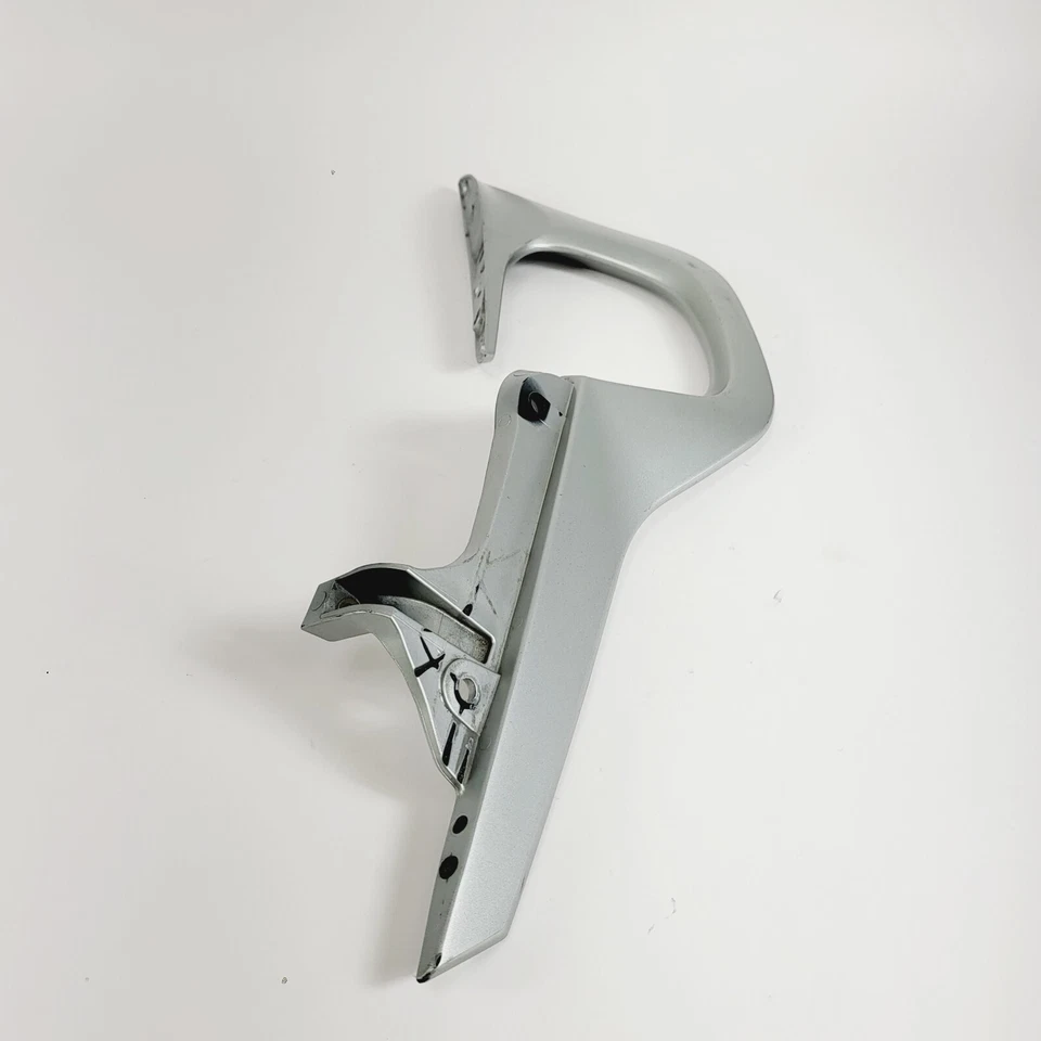 BMW K1600 GTL 2011-2014 asiento trasero pasajero plata barra de agarre inferior 46548536982 Foto 4 de 4