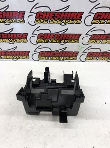 ♻️ Suzuki Gsx-s 1000 AL8 ABS 2017 - 2020 Batteriekastenfach Halter Verkleidung hinten ♻️