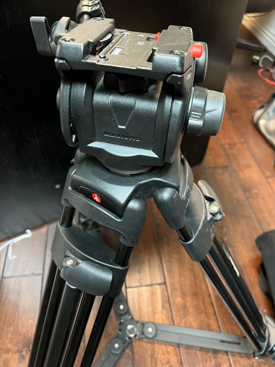 Manfrotto 525MVB Black Pro Tripod with 503HDV Head Manfrotto 525MVB Black Pro Tripod with 503HDV Head