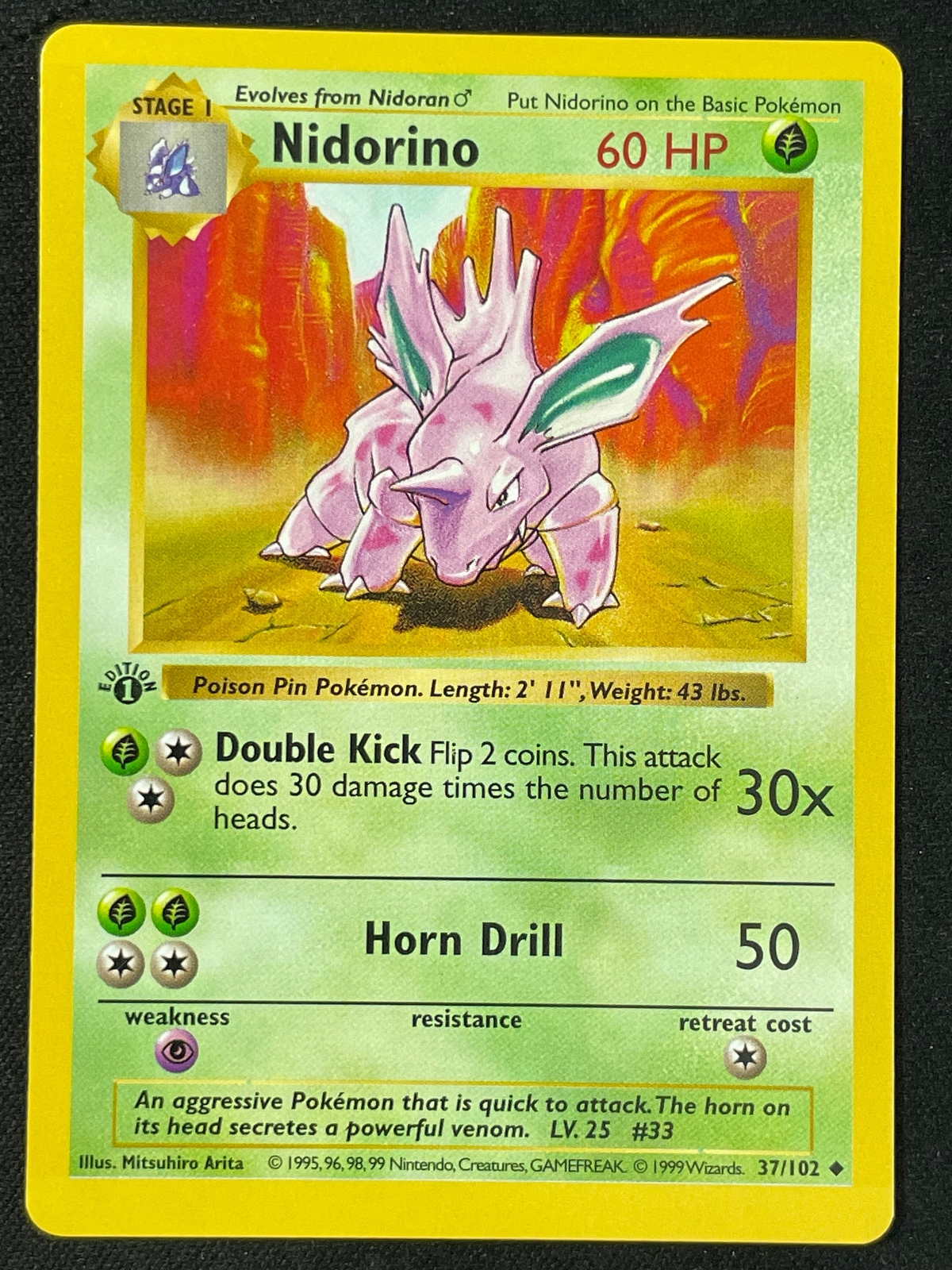 37/102 Nidorino 1st Edition Pokemon Base Set Shadowless NM