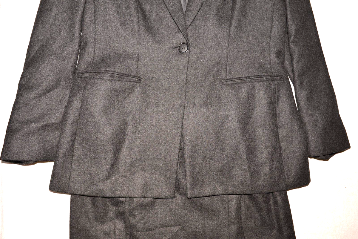 GIORGIO ARMANI BORGO 21 Cashmere & Silk Jacket Blazer & Skirt Grey