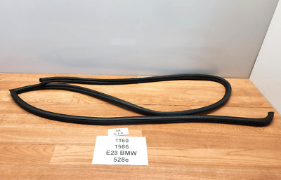   82-88 OEM BMW E28 528e 533 535 Rear Right Passenger Door Seal Gasket Strip *