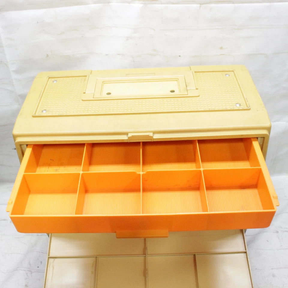 Caja drogadora de aparejos Bass Boss Old Pal PF7500 Woodstream de colección Foto 3 de 4