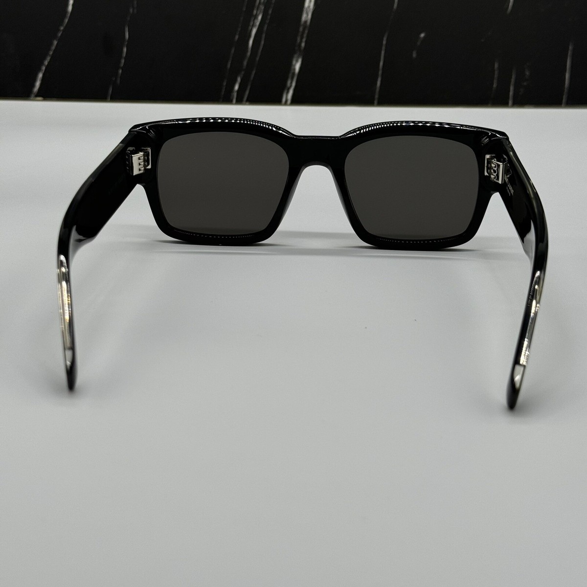 NEW SL617 001 SAINT LAURENT SQUARE SL 617 001 BLACK UNISEX SUNGLASSES NEW SAINT LAURENT SL617 001 SQUARE BLACK SL 617 001 UNISEX  main image 2