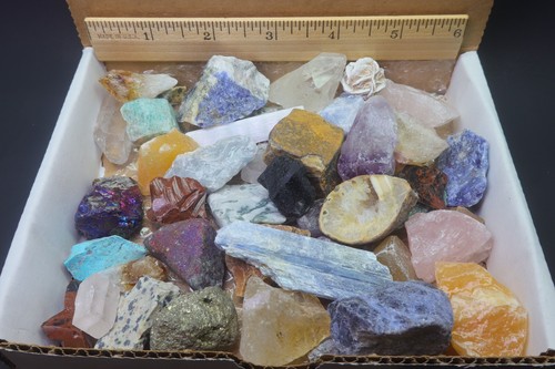 Crafters Collection 1 Lb Natural Crystals Mineral Specimens Mixed Gemstones - Picture 7 of 7
