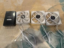 Lian Li ST120 RGB 3 Fan Used