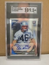 2010 Topps Chrome Autographed Aaron Hernandez C87 SGC 10 Auto 9.5 MT+ 7717