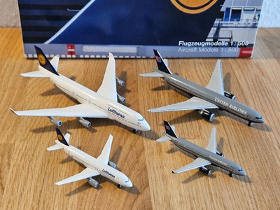 Lufthansa & United Airlines Box LH 747-400, LH A320, UA 777-200, A320 Herpa Wing