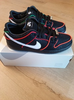 Nike SB Dunk Low x Bronx Girls Skate Gr. 42 Schwarz Glitzer