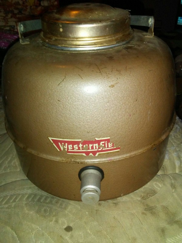 Vintage Metal Western Field 1 Gallon Water Jug thermos