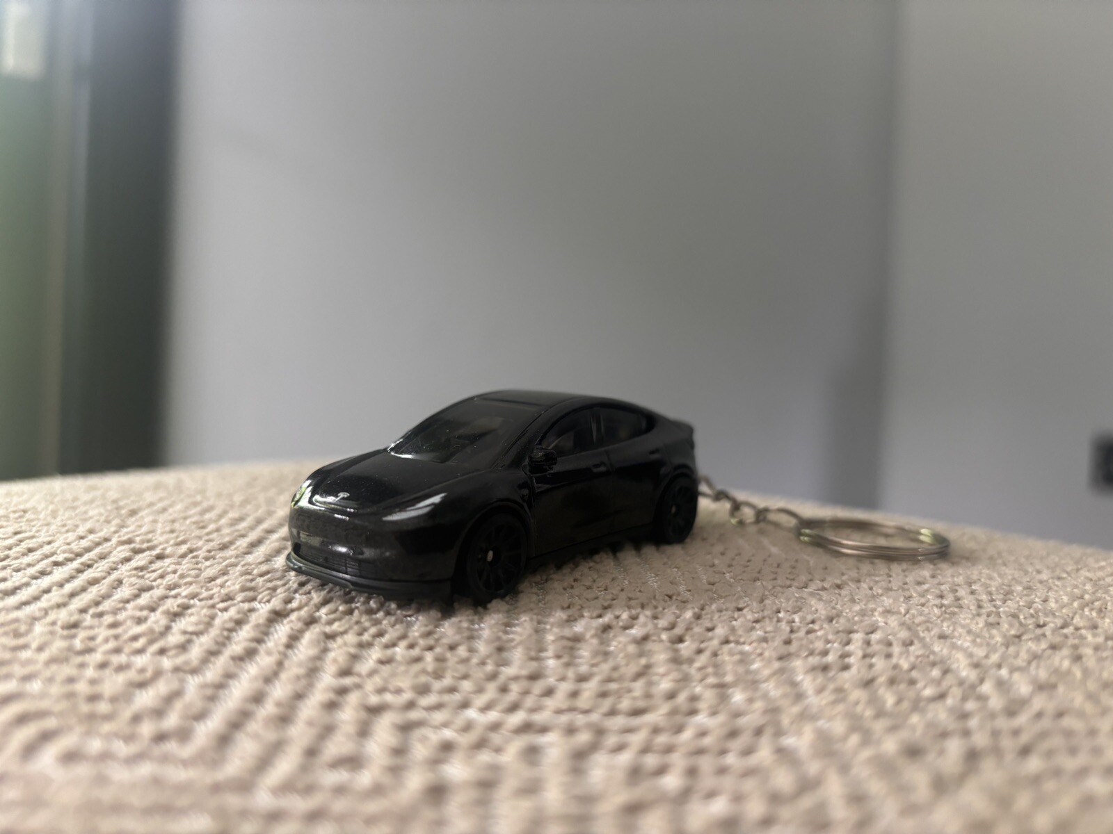 Tesla Model Y Keychain-image
