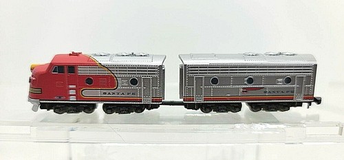 Z scale Rokuhan ST012-1 Powered ATSF EMD F7A/B Loco w/Mkln cplrs (tested) #1 - Picture 2 of 10