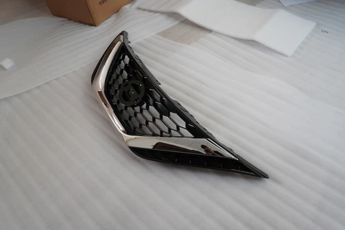 For Nissan Sentra 2016 2017 2018 Front Bumper Upper Grille Chrome & Black Grill - Picture 6 of 19