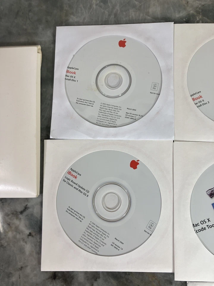 Apple iBook Install Media ZX030804 605-0301 - Image 2 of 4