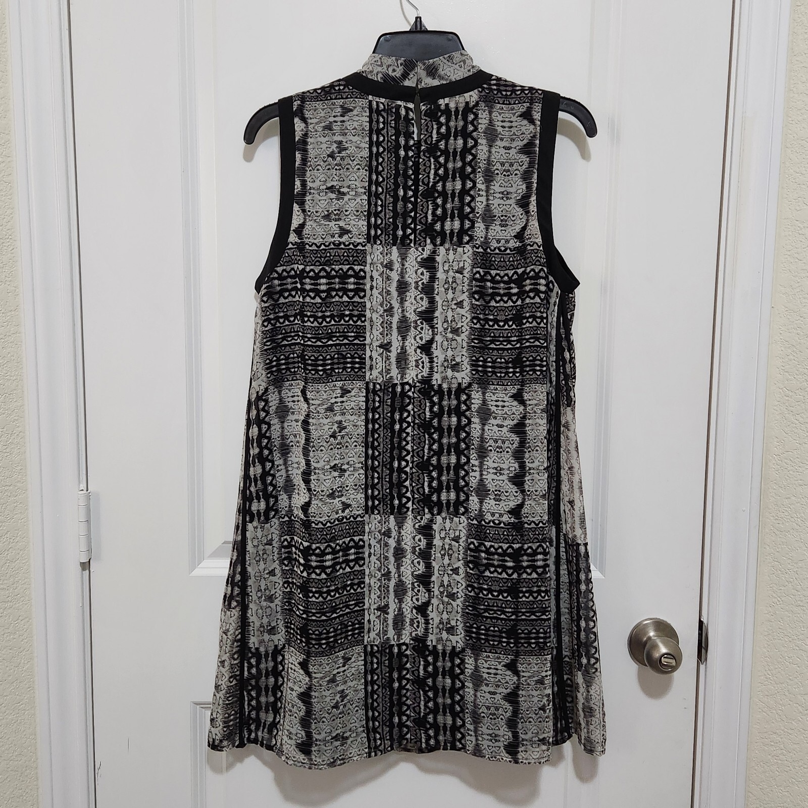 BCBGeneration Women's S Patchwork Print Sheer Lin… - image 2